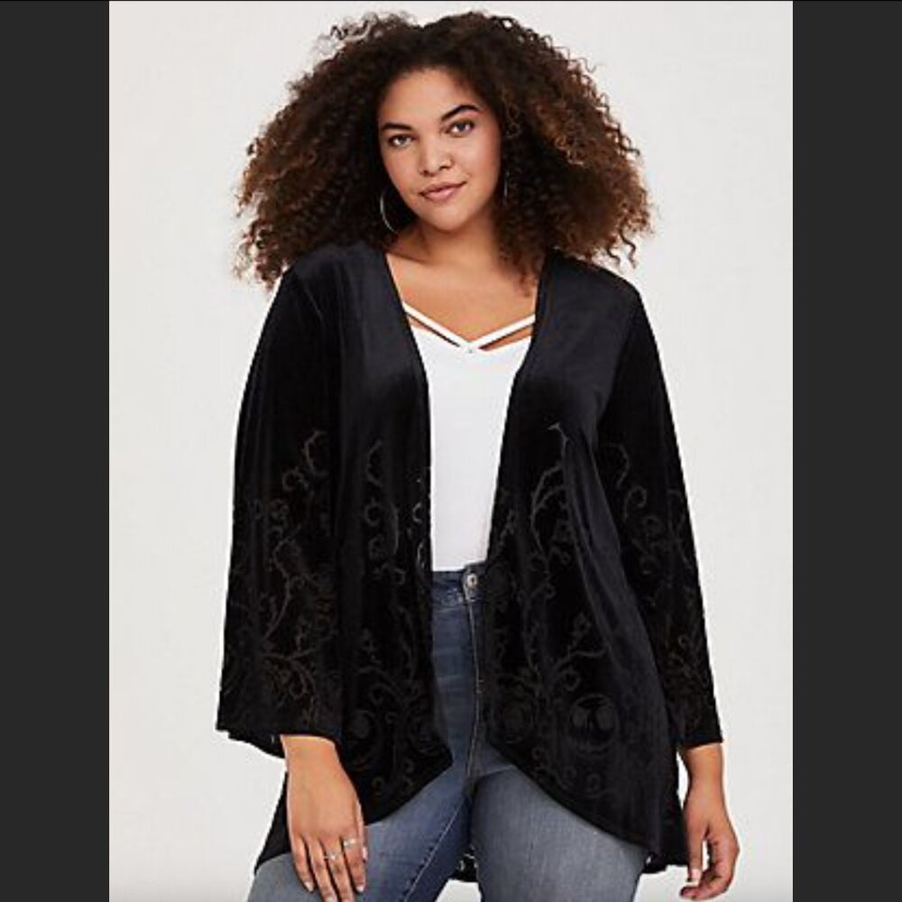 Torrid Nightmare Before Christmas Black Burnout Velvet Kimono Size 2/2X NWT